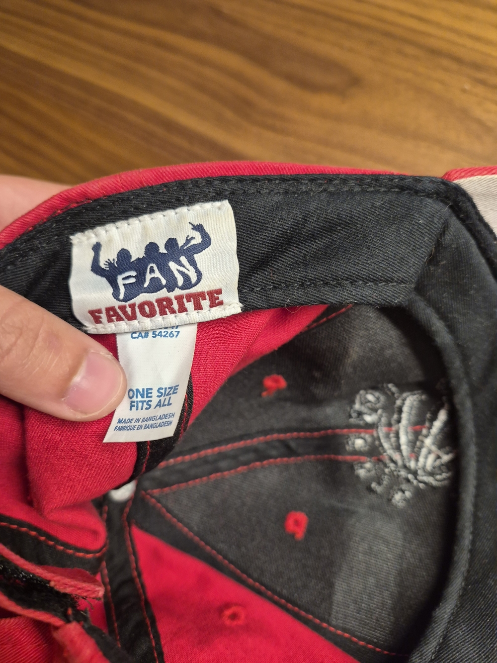Toronto Raptors Red Embroidered Baseball Cap - Picture 3 of 6